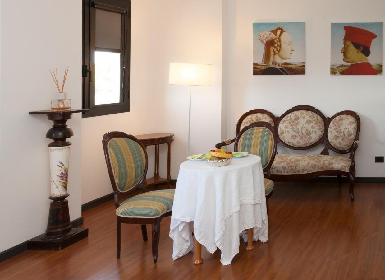 Hotel Mamiani & Relaxing Spa ウルビーノ 部屋 写真